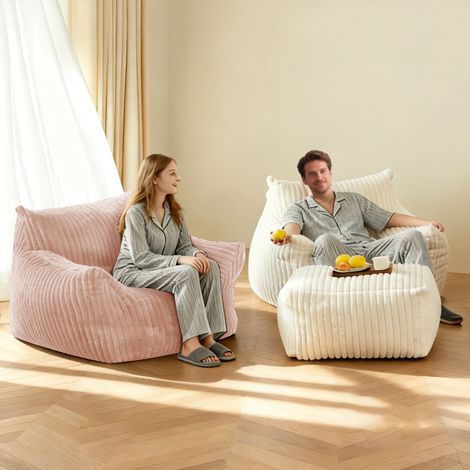 Fauteuil long incurvé avec repose-pieds assorti pour une assise profilée et une harmonie intégrée avec la décoration intérieure (1/5)