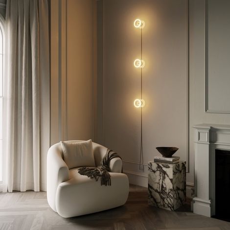 Creative Cables - Spostaluce Wandleuchte mit Stecker und 3 Ghost-Glühbirnen