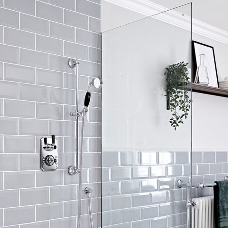 Hudson Reed Elizabeth - Kit de douche rétro - Mitigeur thermostatique à une fonction et kit douchette sur rampe avec douchette&44 flexible&44 rampe et raccord coudé - Chromé et Noir (1/5)