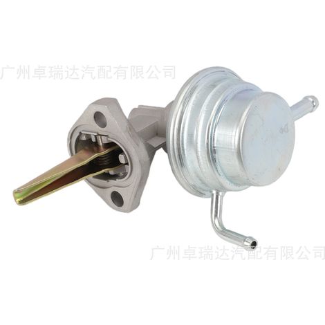 The fuel pump 26127025 is compatible with the Volkswagen Caddy, Golf, Jetta and Passat 100 Avant. (1/4)
