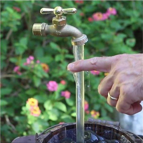 Arrosoir Fontaine Bec Invisible Flottant en Alliage de Zinc, Robinet Flottant Décoratif pour Jardin et Maison, Écoulement Continu, Jeu de Bassin, 1 Pièce (1/4)