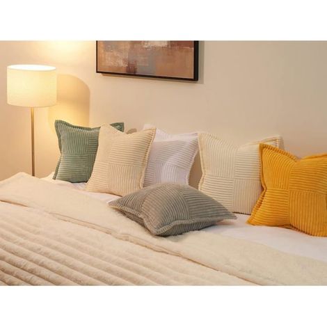 Lot 2 Housse Coussin, Velours, Motif Croisé, Beige, 35x35 cm, Salon Chambre Extérieur (1/5)