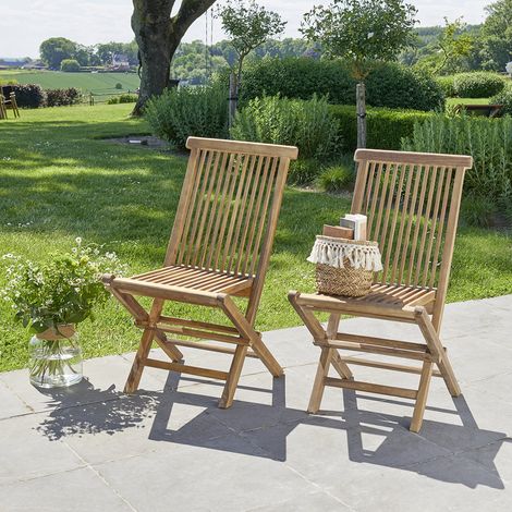 Berah Getah – Lot de 2 chaises pliantes en teck huilé massif – Dimensions 41x47x90cm – Poids 12kg – Assemblage chevillé-collé – Garantie 5 ans