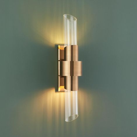 Schicke Wandleuchte aus Glas und goldfarbenem Metall - Denia