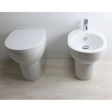 Sanitari M2 mini filomuro salvaspazio cm. 45x35 con sedile (1/5)