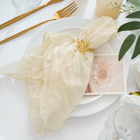 Lot de 12 serviettes en tissu – 50x50 cm – Polyester – Design froissé – Beige – Mariage et fête (1/5)