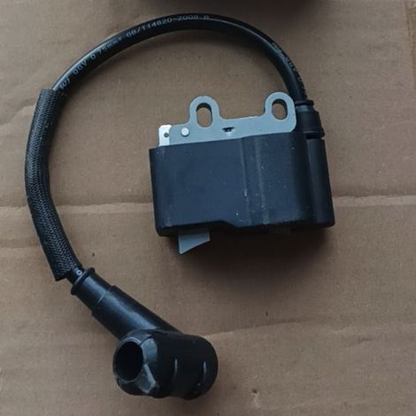 Bobine d'allumage Echo HC-2020 A411001810 : bobine d'allumage haute tension, adaptée à une utilisation avec les taille-haies Echo. (1/2)