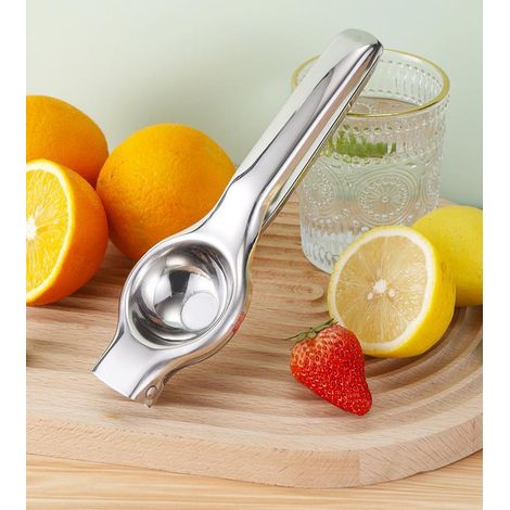Diese manuelle Zitruspresse ist aus Edelstahl gefertigt, verfügt über einen Doppelwalzenmechanismus, ist spülmaschinenfest und eignet sich für Orangen, Limetten und Zitronen.