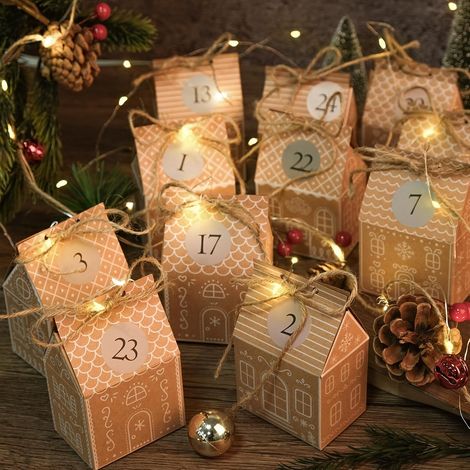 Calendrier de l'Avent, 24 maisons en pain d'épices à faire soi-même, calendrier de l'Avent pour enfants avec autocollants de Noël et ficelle de jute, pour confectionner des cadeaux de Noël (1/5)