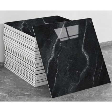 Un ensemble de 10 panneaux de papier peint autocollants à motif marbre (il ne s'agit pas de véritables carreaux, dimensions : 30 x 30 cm)