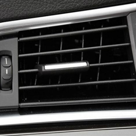 64229142588 Left air conditioning vent grille is suitable for 2010-2017 BMW 5 Series. (1/4)