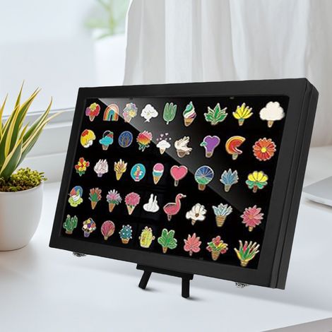 Emaille-Pin-Vitrine für Wand oder Schreibtisch mit Magnetverschluss und freier Sicht – Rahmengröße 13,8 x 9,4 Zoll, PVC, 45 Pins (1/5)
