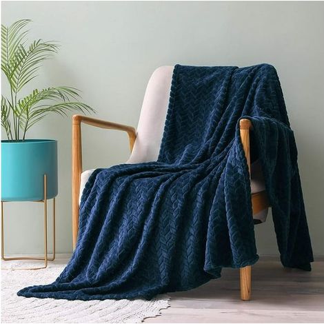 Couverture en Flanelle Super Douce, en Microfibre de Haute Gualité, Bleu marine 127 x 178cm, Confortable et Chaude, Convient à Toutes Les Saisons (1/5)