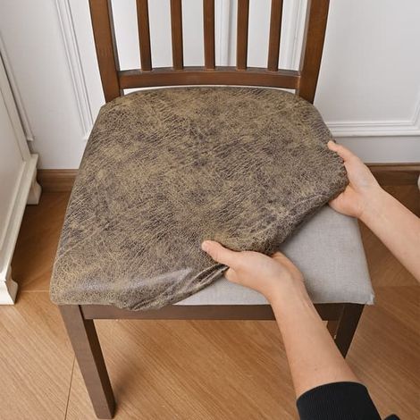Lot de 4 housses de chaise élastiques, imperméables et givrées en PU, résistantes à la poussière et aux chats, compatibles avec diverses chaises de café. (1/5)