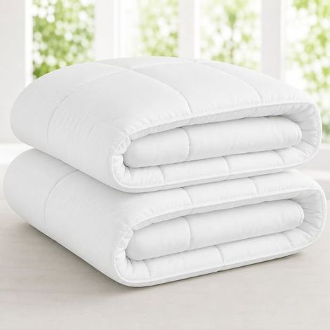Lot de 2 Couettes 220 x 240cm 300R/M² Enveloppe : 100% Polyester Blanc 100% Polyester Fibre Creuse Siliconée