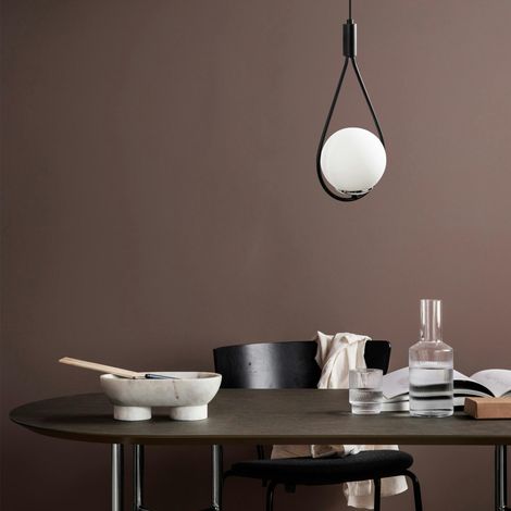 Suspension design noire forme goutte et globe blanc AVANOS (1/5)