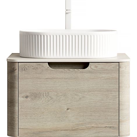 Meuble vasque suspendu 60 cm avec vasque ovale en céramique, plan en pierre frittée travertin, meuble à tiroir courbé prêt à poser, style bois clair  CHICFURN (1/5)