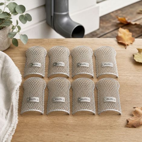 Set of 8 Aluminum Gutter Filters - Debris Protection - 8.8x14.5cm - Reusable and Durable (1/5)