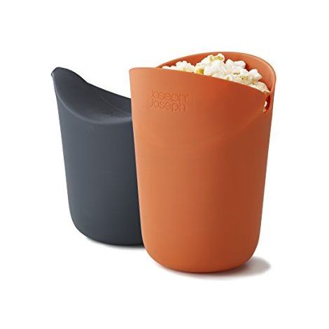 Set de 2 machines à pop-corn Joseph Joseph M-Cuisine, individuelles, passant au micro-ondes, sans huile ni beurre, de silicone résistant à la chaleur. (1/5)