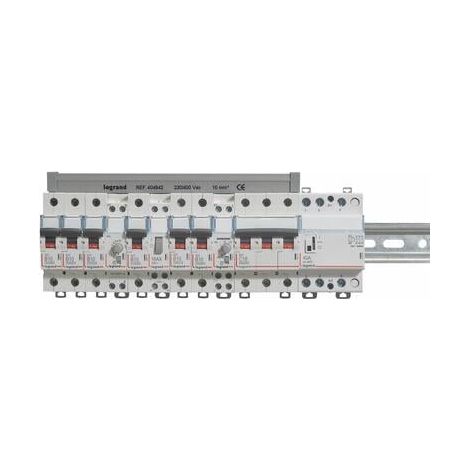 Disjoncteur DX³6000 10kA arrivée haute et départ bas à vis 3P 400V - 16A - courbe C - 407829