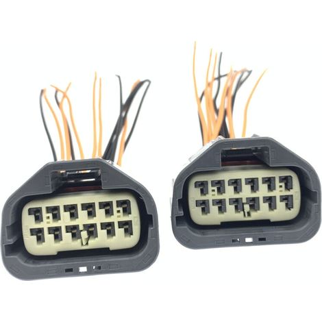 Compatible avec les connecteurs radar de pare-chocs avant des Land Rover Range Rover Evoque Defender, Volvo S60, XC40, XC60, V40, S90 et V60. (1/5)