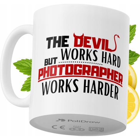 Mug humoristique pour photographe, avec un texte amusant et un design graphique original. Idéal pour les anniversaires, les fêtes et les occasions spéciales. Mug premium pour la maison, le bureau et l