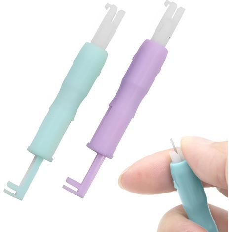 CCYKXA Sewing Machine Needle Threading Aids: Quick Needle Threader, Automatic Sewing Needle Threader, Plastic Sewing Machine Needle Threader Tool, Green + Purple