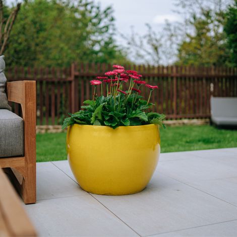 Pot grande taille d'extérieur ROMULUS 55x38cm jaune, fait main en terre cuite émaillée, résistant au gel (1/5)
