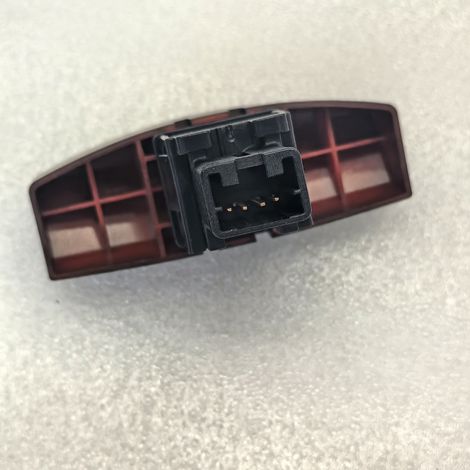 25290-CJ00B is suitable for Nissan 2008 Livina L10Z warning light switch, four-flash switch, emergency light switch. (1/4)