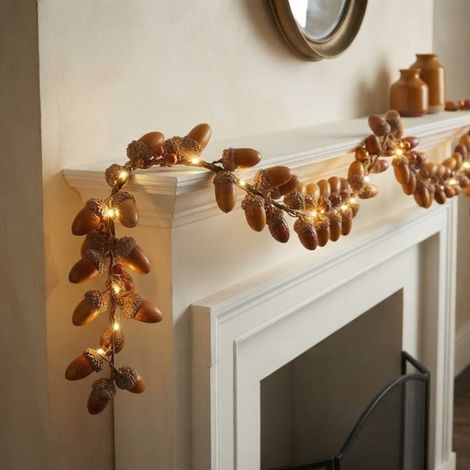 1M Autumn Harvest LED Acorn Garland (1/2)