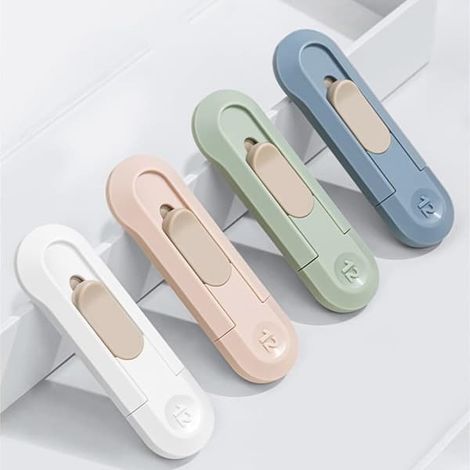 Lot de 4 couteaux utilitaires, ouvre-lettres rétractables, cutters tranchants, couteau à lame de rasoir, idéal pour Noël, pour le bureau et la maison (1/4)