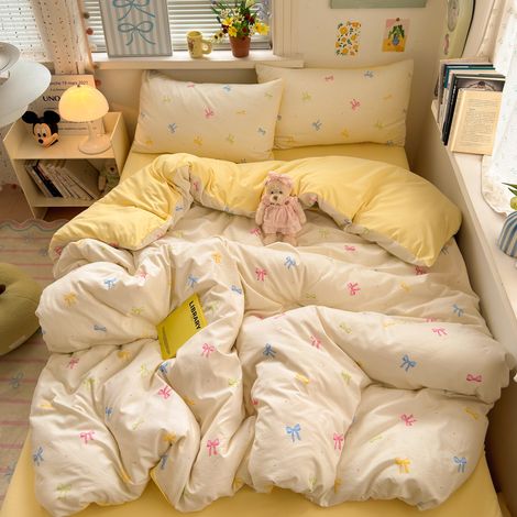 Ultra-weiche Bettwäsche aus gewaschener Baumwolle, Kategorie A, für Mutter und Baby – Bettbezug, Spannbettlaken und Bettlaken 180x220 cm – 4-teiliges Bettwäscheset im süßen cremefarbenen Herz-Stil für