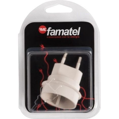 Adaptador elec 100x145x55 10a-250v eur-univ. polic bl famat