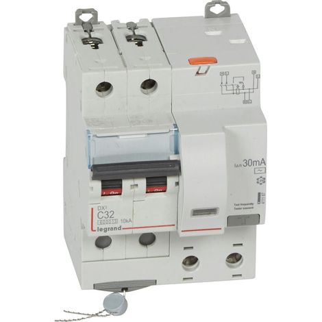 DX³ Interruttore automatico differenziale 2P C32 6kA tipo AC 30mA TGA - LEG411167