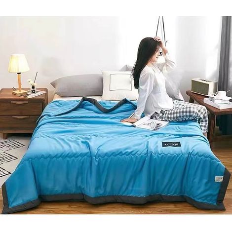 Couette Rafraîchissante - 98 % Coton 2 % Élasthanne - Pour Nuits Chaudes et Transpirations Nocturnes - Double Effet Fraîcheur - Taille Double - 1 Pièce (1/5)