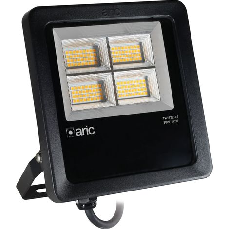 Aric – Projecteur à led 38W 5700lm – Température de couleur 3000K – Indice de protection IP66 – Noir pour intérieur et extérieur