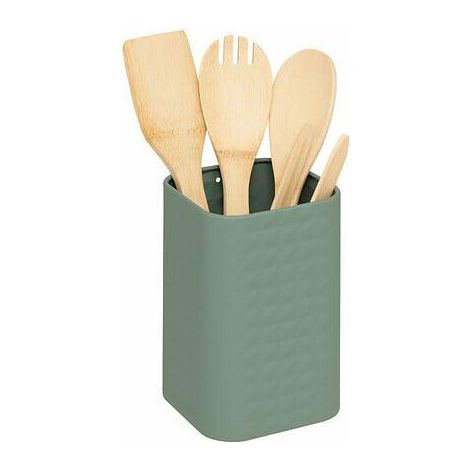 Un juego de accesorios de cocina con un recipiente verde.