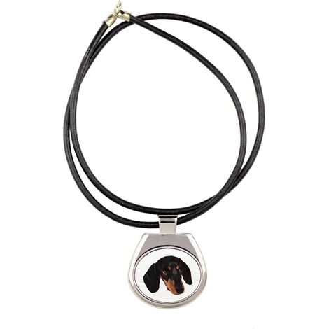 Bassotto a pelo corto - collana con foto e iscrizione geometrica di Art-Dog (1/3)