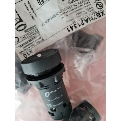 Bouton Poussoir  Marche 2NO SCHNEIDER XB7NA21341 , XB7-NA21341