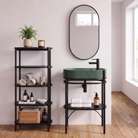 Freistehender Einzelwaschtisch 55 cm aus schwarzem Metall mit Betonwaschbecken, schwarzer Armatur, Spiegel und Hochschrank (1/5)