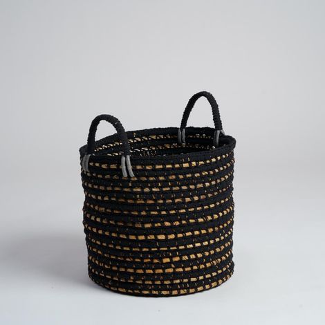 Panier en fibre végétale noir et beige M Anaya (1/5)