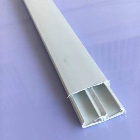 Set 2 Canal Passage Avec Séparateur 2 Mètres 30 X 10 Mm Blanc Porte-avions 60773