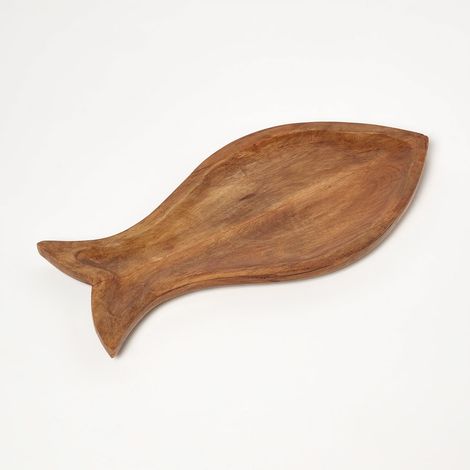 HOMESCAPES Coastal Fish Shaped Mango Wood Serving Board 40cm (1/5)
