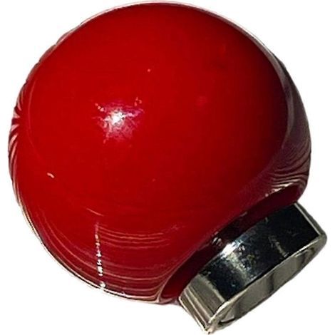 Crochet magnétique en silicone rouge pour réfrigérateur et panneaux perforés (1/5)