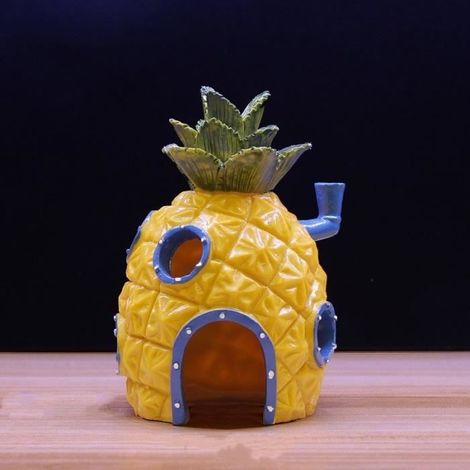 Les décorations de maison d'ananas évitent les bijoux de pot d'élevage de cichlidés (1/4)