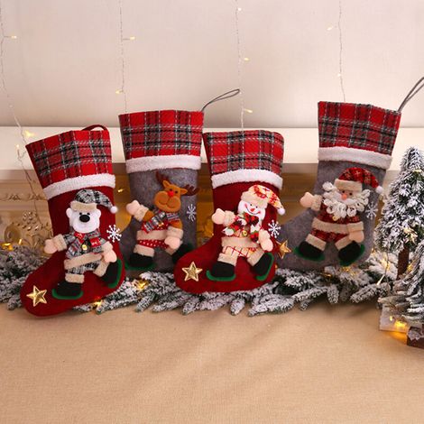 Calcetines navideños creativos para muñecas, nuevo estilo, bolsa de regalo, adorno colgante para árbol para decoración de fiestas (1/5)