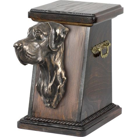 Great Dane II - une urne funéraire pour chien, une urne élégante ornée d'une statuette, une urne commémorative avec un buste de chien par Art-Dog (1/3)