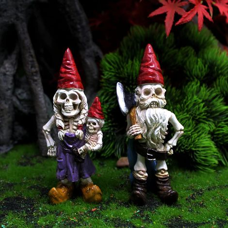 2PC Halloween Skeleton Gnome Statue Dwarf Skull Resin Figurine Statuedwarf Couple Statue Skeleton Zombie Gnome Ornament Resin Gnome Garden Skeleton Statues for Halloween Party Outdoor Decor (1/5)