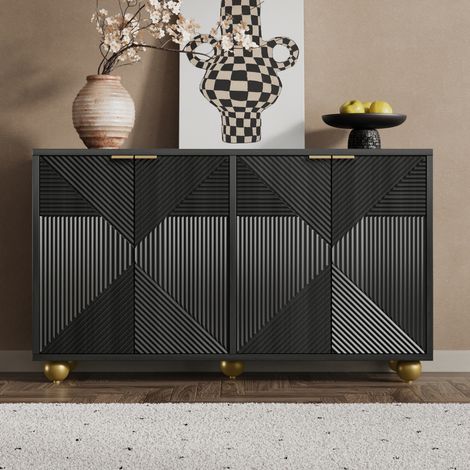Salon, salle à manger ou entrée : rangement organisé avec ce buffet noir à 4 portes aux motifs sculptés (1/5)