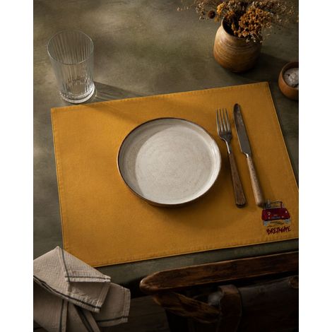 Set de table jaune moutarde brodé « Bretagne » – Deuch vintage - 33x48cm - Moutarde (1/2)